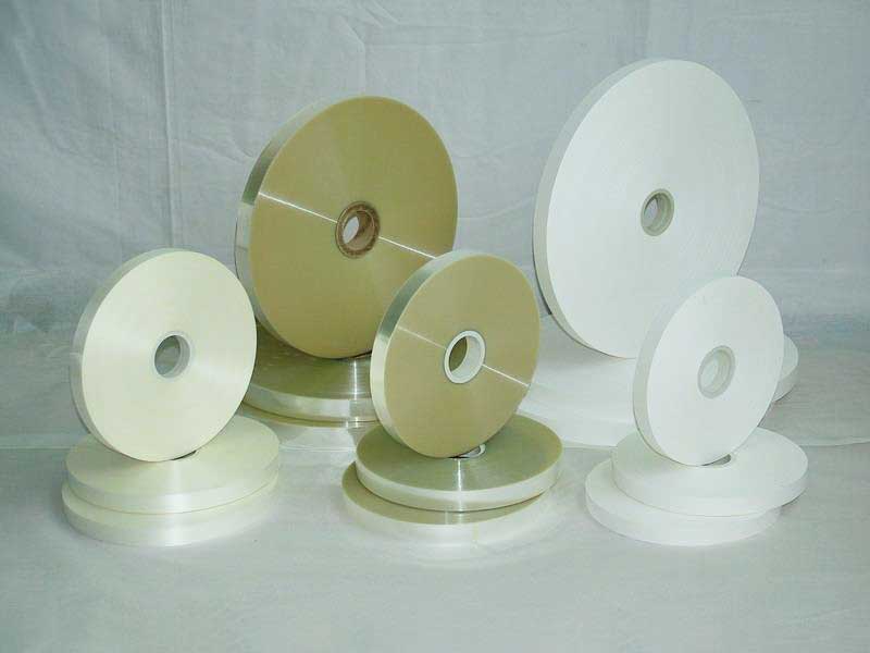 從PE到鋁箔:薄膜分切機(jī)的多材料分切解決方案