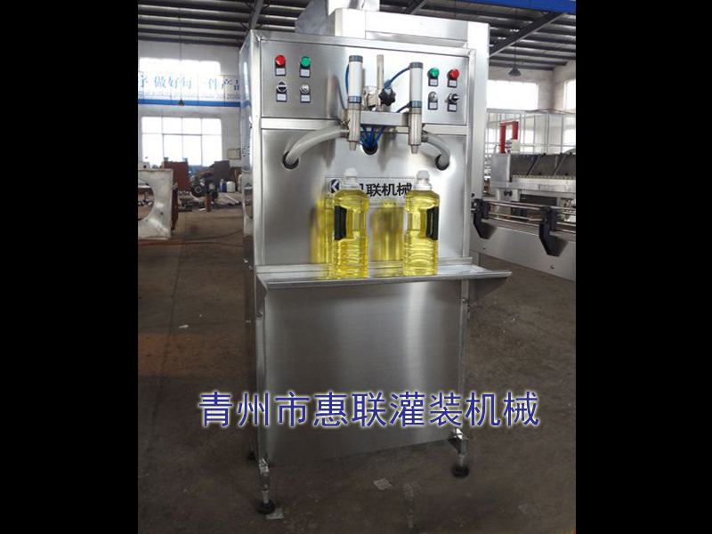 香油灌裝機(jī) 香油灌裝機(jī)