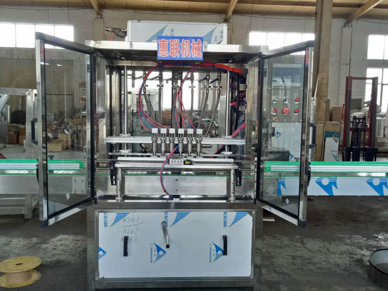 液體水溶肥自動(dòng)灌裝機(jī)