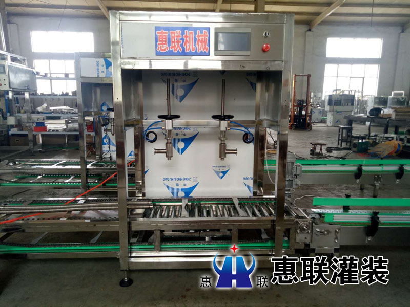 稱(chēng)重式大容量消毒液灌裝機(jī)