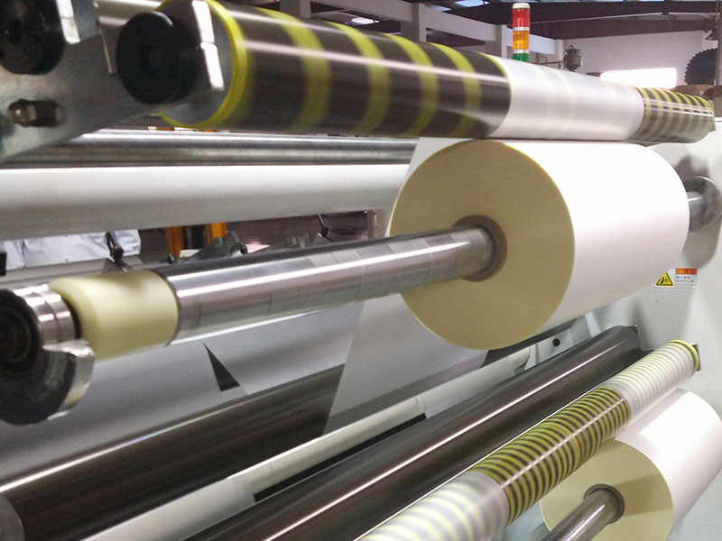 旋轉(zhuǎn)式分切機(jī)與刀盤式分切機(jī)特點(diǎn)對(duì)比分析 旋轉(zhuǎn)式分切機(jī)與刀盤式分切機(jī)特點(diǎn)對(duì)比分析