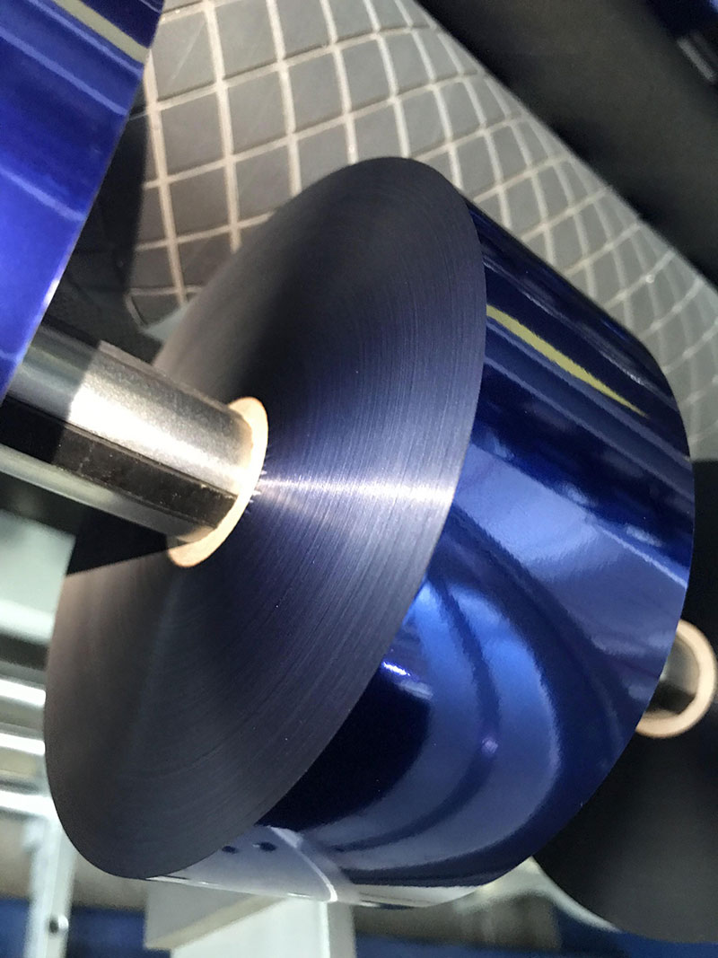 智能升級，燙金膜分切機(jī)引領(lǐng)高效生產(chǎn)新紀(jì)元